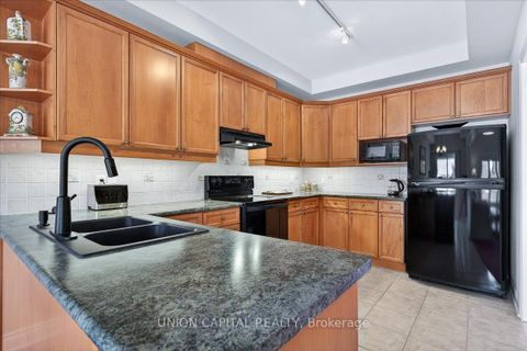 Photo 12 at 18 Honeywood Road, Patterson, Vaughan