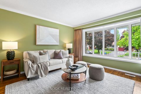 Photo 1 at 287 Viewmount Street, Donevan, Oshawa