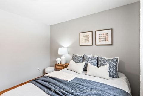 Photo 23 at 287 Viewmount Street, Donevan, Oshawa