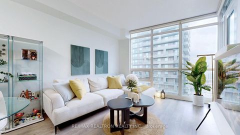 Photo 5 at 3111 - 30 Roehampton Avenue, Mount Pleasant West, Toronto