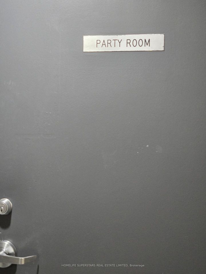 Photo 38 at 607 - 3 Rowntree Road, Jamestown, Toronto