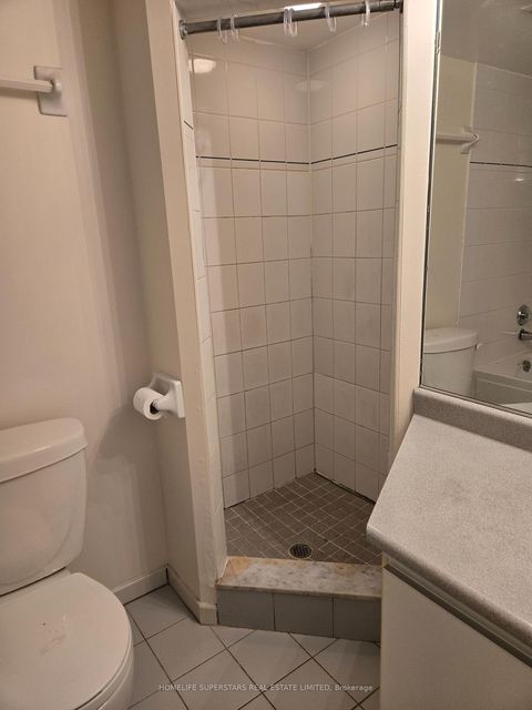 Photo 11 at 607 - 3 Rowntree Road, Jamestown, Toronto