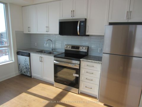 Photo 4 at 707 - 2800 Keele Street, CFB, Toronto