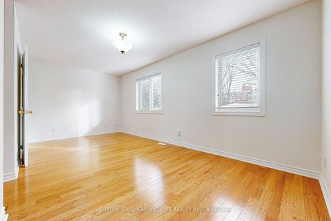 Photo 24 at 31 Pairash Avenue, Mill Pond, Richmond Hill