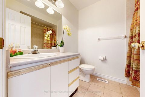 Photo 33 at 31 Pairash Avenue, Mill Pond, Richmond Hill