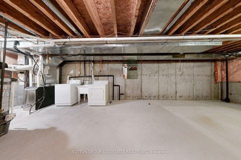 Photo 38 at 31 Pairash Avenue, Mill Pond, Richmond Hill