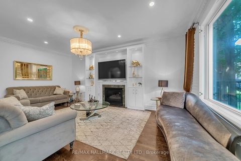 Photo 16 at 384 Kennedy Street W, Aurora Highlands, Aurora