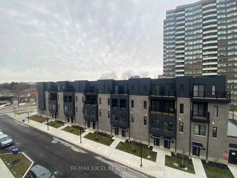 Photo 32 at 61 - 10 CALAMINT Lane, L'Amoreaux, Toronto