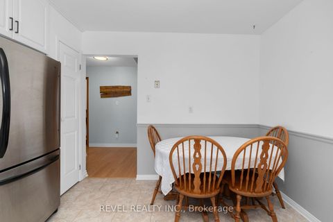 Photo 8 at 70 Lillian Crescent, Sunnidale, Barrie