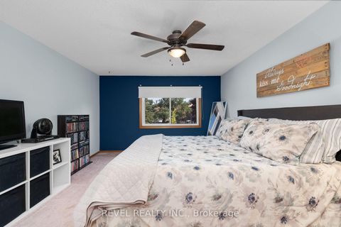 Photo 12 at 70 Lillian Crescent, Sunnidale, Barrie