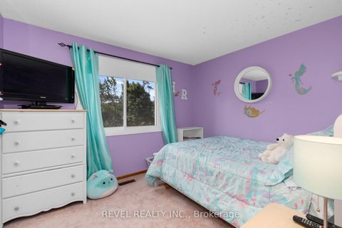 Photo 16 at 70 Lillian Crescent, Sunnidale, Barrie