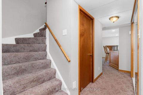 Photo 20 at 70 Lillian Crescent, Sunnidale, Barrie