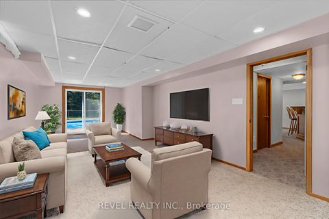 Photo 24 at 70 Lillian Crescent, Sunnidale, Barrie