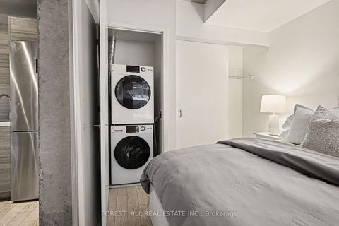 Photo 14 at 301 - 11 Charlotte Street, Waterfront Communities C1, Toronto