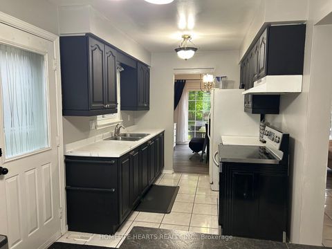 Photo 7 at 242 Braymore Boulevard, Rouge E11, Toronto