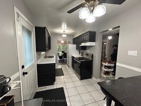 Photo 8 at 242 Braymore Boulevard, Rouge E11, Toronto