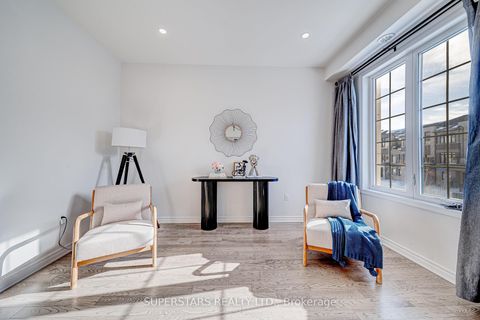 Photo 6 at 88 William F Bell Parkway, Rural Richmond Hill, Richmond Hill