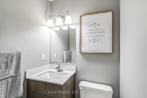 Photo 13 at 9 Timothy Lane S, Holly, Barrie