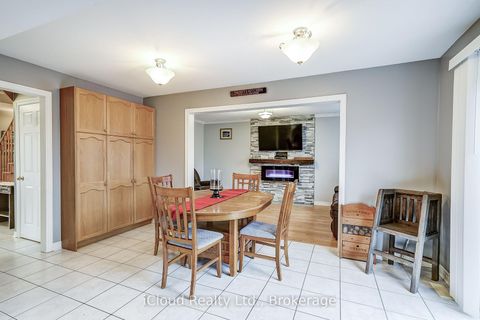 Photo 15 at 9 Timothy Lane S, Holly, Barrie