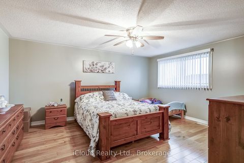 Photo 22 at 9 Timothy Lane S, Holly, Barrie