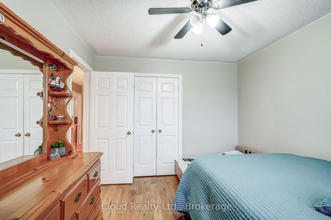 Photo 32 at 9 Timothy Lane S, Holly, Barrie