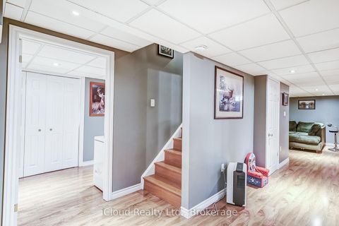 Photo 36 at 9 Timothy Lane S, Holly, Barrie