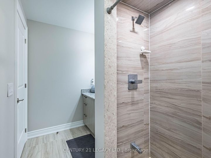 Photo 10 at 21 Goodview Drive, Wellington North, Brampton