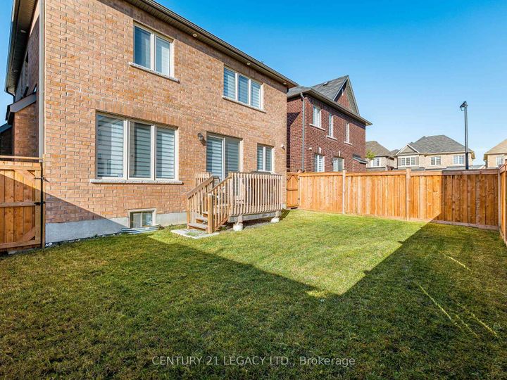 Photo 18 at 21 Goodview Drive, Wellington North, Brampton