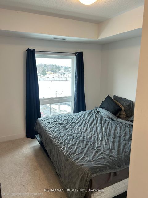 Photo 4 at 606 - 8 Culinary Lane, Rural Barrie Southeast, Barrie