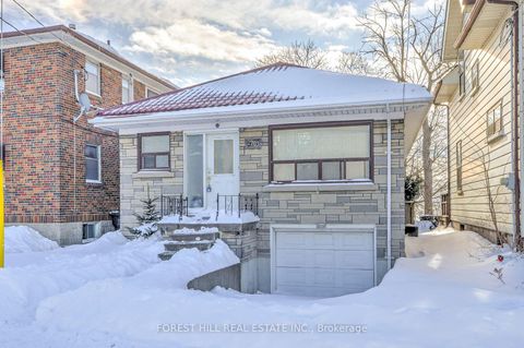 Photo 2 at 2703 Lake Shore Boulevard W, Mimico, Toronto