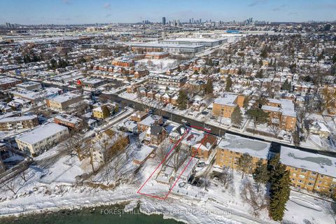 Photo 8 at 2703 Lake Shore Boulevard W, Mimico, Toronto