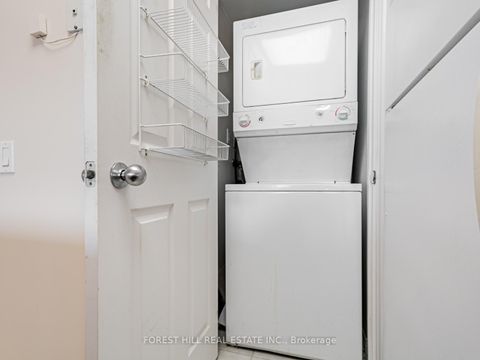 Photo 13 at 1501 - 30 Harrison Garden Boulevard, Willowdale East, Toronto