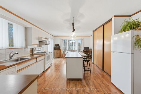 Photo 9 at 50 Poplar Road, Guildwood, Toronto