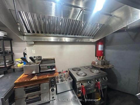 Photo 8 at 1183 Dundas Street W, Bellwoods, Toronto