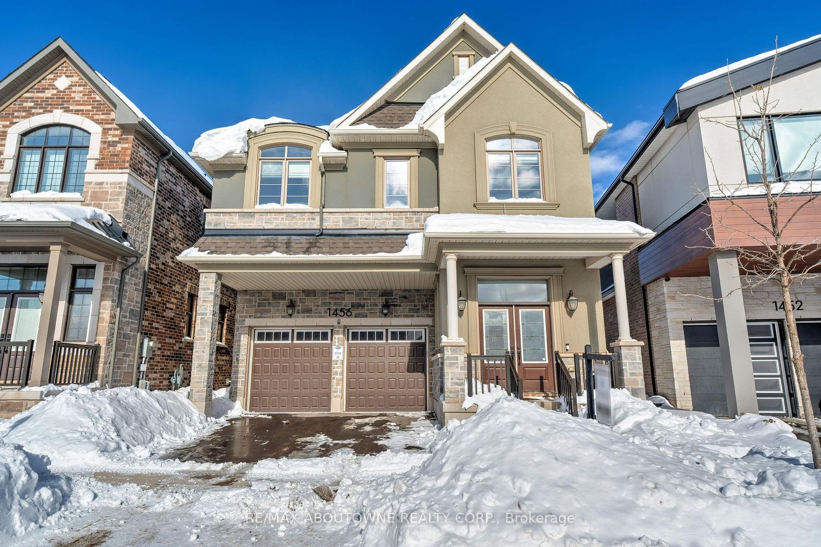 1456 FORD STRATHY CRESCENT, JM Joshua Meadows, Oakville 