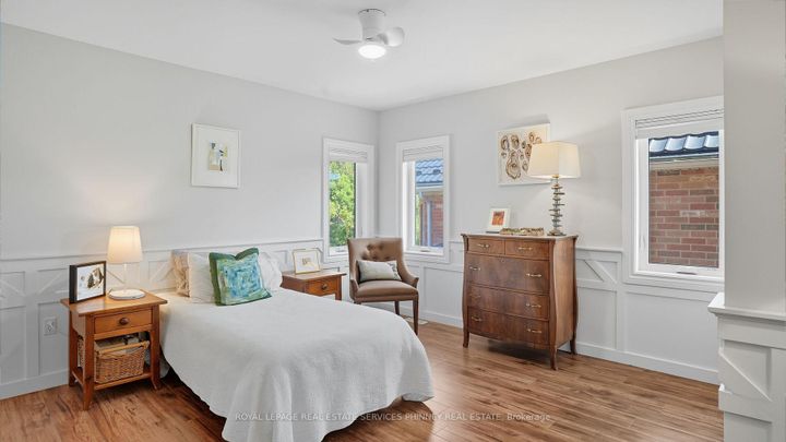 Photo 18 at 47 Livingstone Drive, Dundas, Hamilton