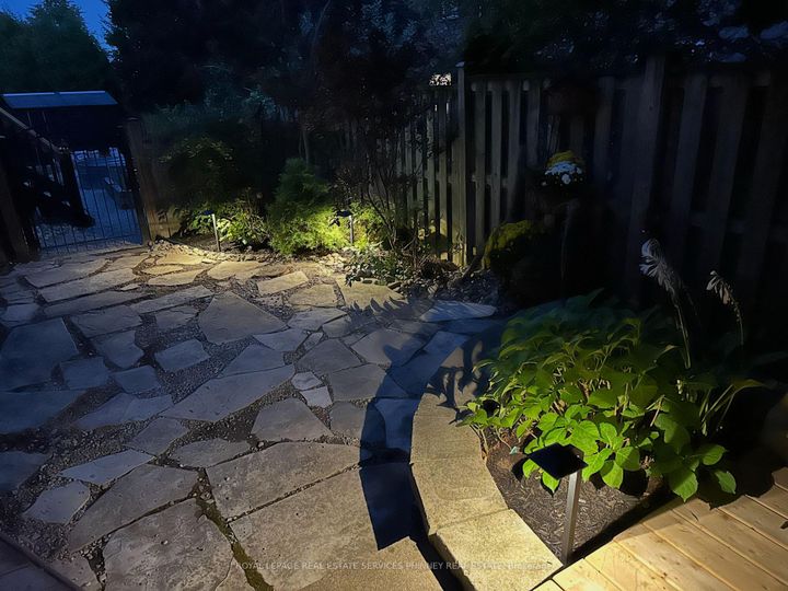 Photo 32 at 47 Livingstone Drive, Dundas, Hamilton