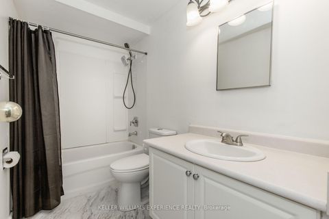 Photo 9 at 49 Burns Circle, Letitia Heights, Barrie