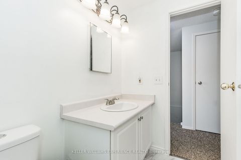 Photo 10 at 49 Burns Circle, Letitia Heights, Barrie
