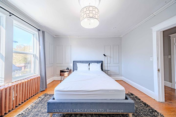 Photo 20 at 296 King Street E, Central, Oshawa