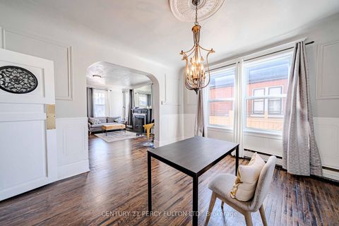 Photo 13 at 296 King Street E, Central, Oshawa