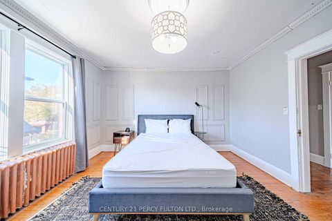 Photo 20 at 296 King Street E, Central, Oshawa