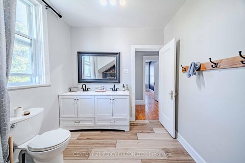 Photo 23 at 296 King Street E, Central, Oshawa