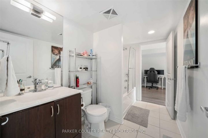 Photo 14 at 425 - 27 Rean Drive, Bayview Village, Toronto