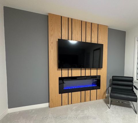 Photo 12 at 95 Shepherd Drive, Painswick South, Barrie