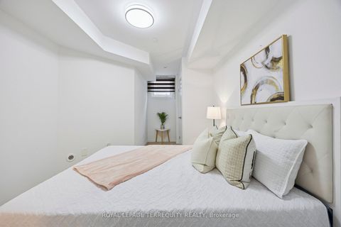 Photo 6 at Th27 - 39 Drewry Avenue, Newtonbrook West, Toronto