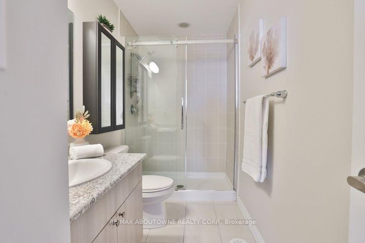 Photo 22 at 1133 Duignan Crescent, FO Ford, Milton