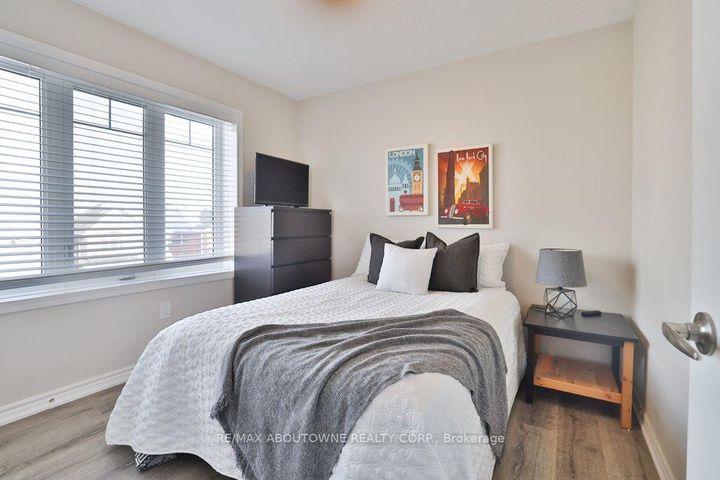 Photo 26 at 1133 Duignan Crescent, FO Ford, Milton