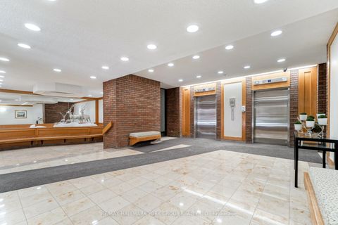 Photo 3 at 112 - 50 Baif Boulevard, North Richvale, Richmond Hill