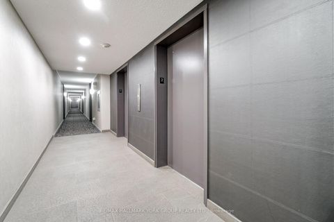 Photo 4 at 112 - 50 Baif Boulevard, North Richvale, Richmond Hill